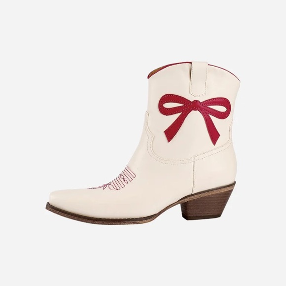 Red Bow Booties ❤️ - Picture 2 of 3